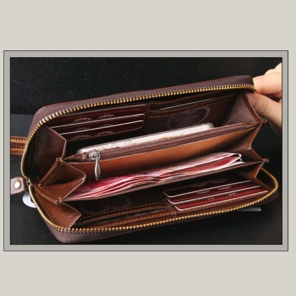 🌟Host Pick🌟 American Flag Wallet 🇺🇸 - Picture 2 of 2